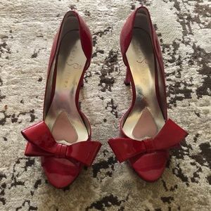 PARIS HILTON Senorita Red Minnie Mouse Pump size 8